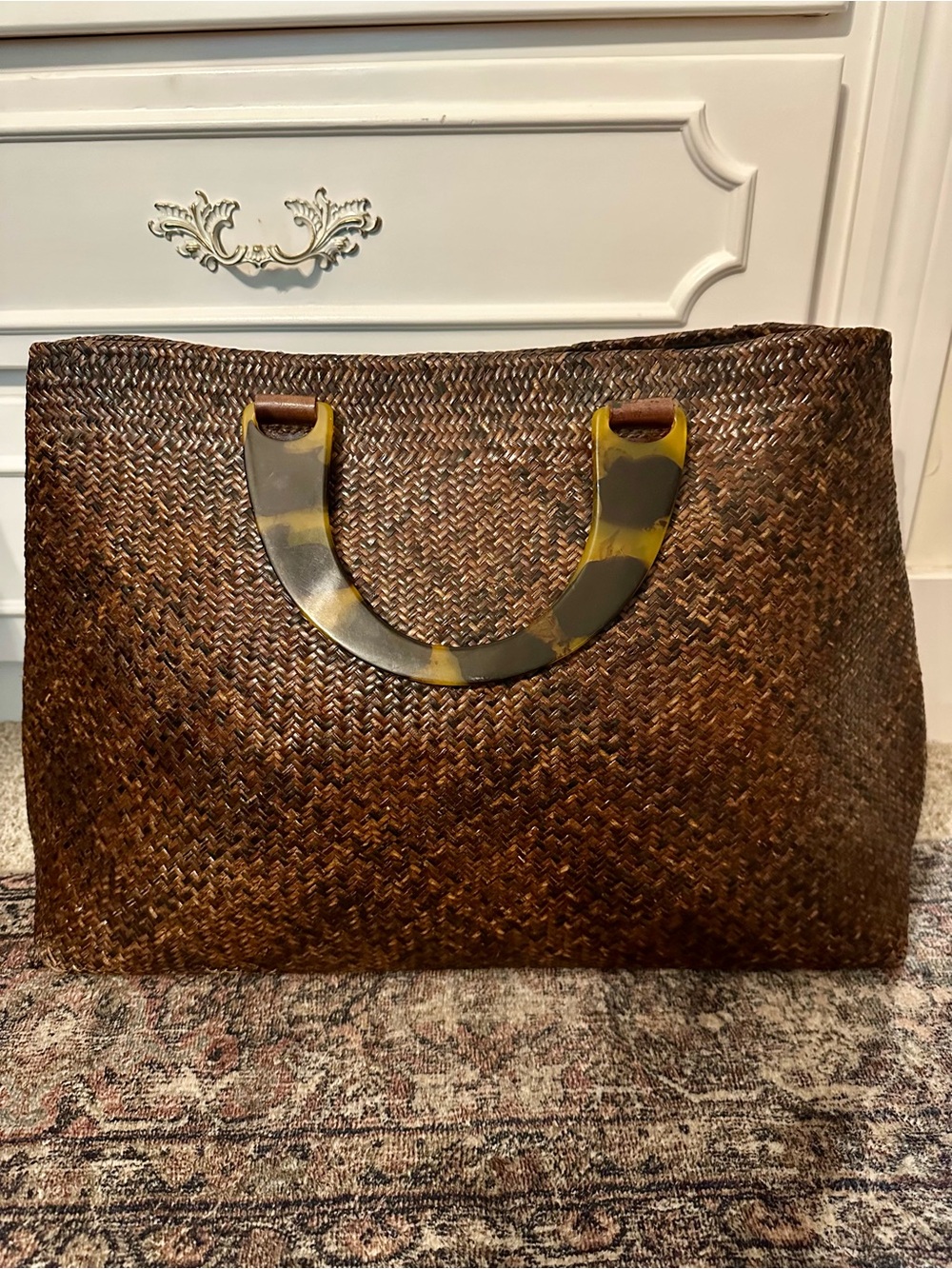 Asiaphile Los Angeles Woven Brown Straw Tote with Tortoiseshell Handle - Picture 2 of 12